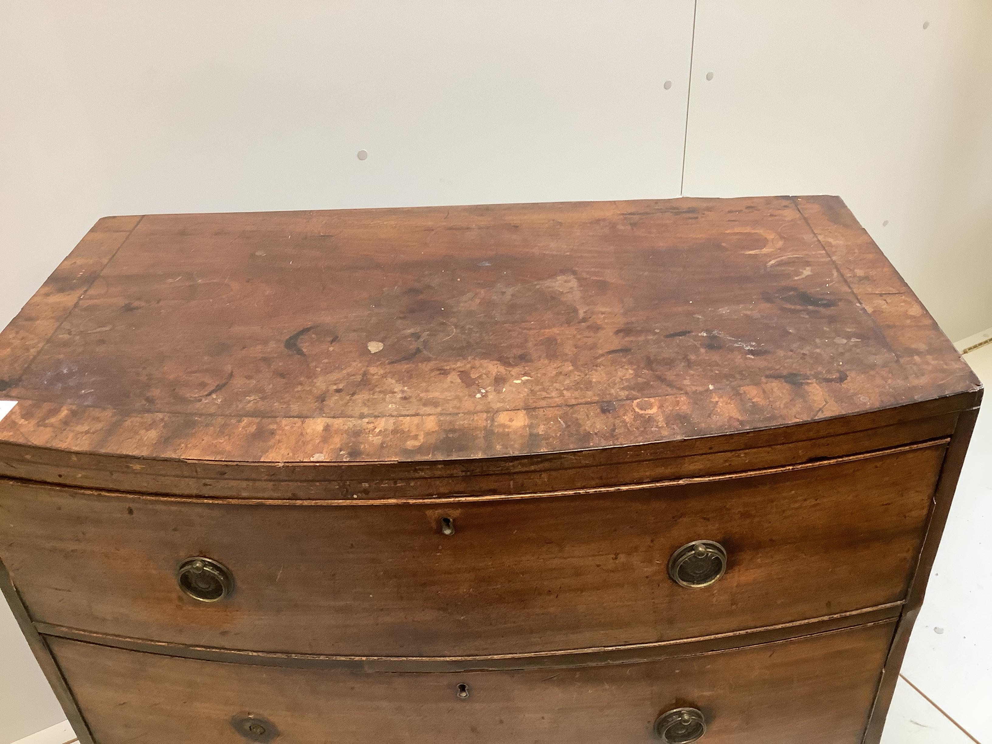 A Regency mahogany bow front three drawer chest, width 92cm, depth 50cm, height 91cm